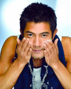 ͲúÇHyzӰӖWУcʿowĵ