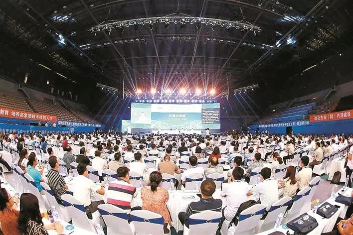 深圳:借鑒“雙元制”模式打造一流職業教育 深圳:借鑒“雙元制”模式打造一流職業教育