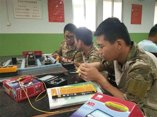 ƽԭhIеȌIWУIôӣ