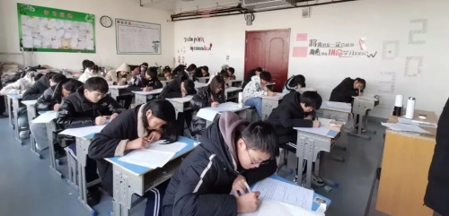 山東職業(yè)技工學(xué)校丨考試進(jìn)行中 山東職業(yè)技工學(xué)校丨考試進(jìn)行中