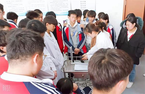 ɽ|V߼W(xu)УnǌW(xu)ın