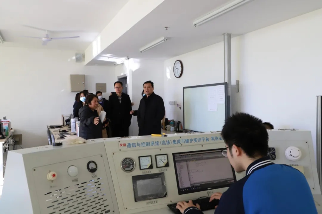 }\lչʡdҽMɽ|ʡH̘IWУʡʾУOĿMu