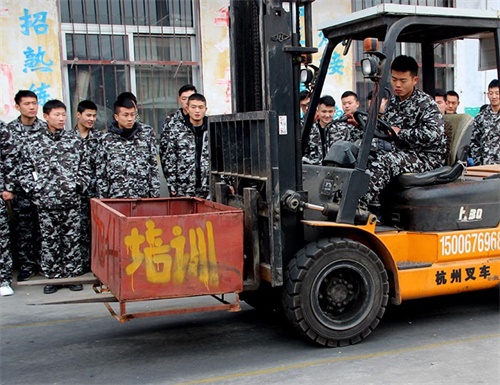 W܇ǰ;᣿ɽ|ЩWУв܇ṇ